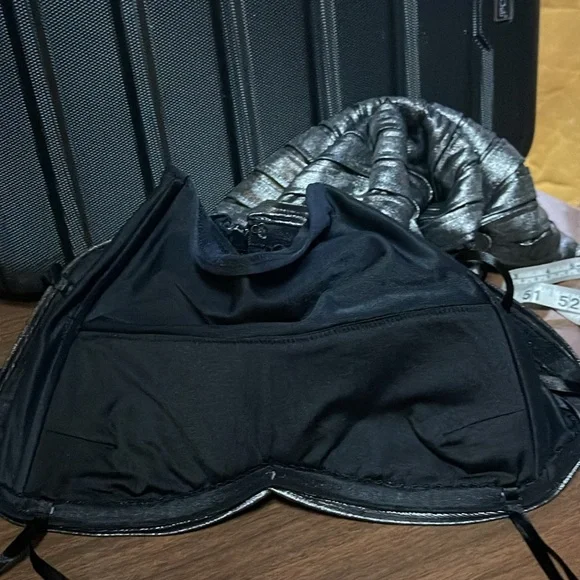 Beautiful cocktail dress - Picture 3 of 9